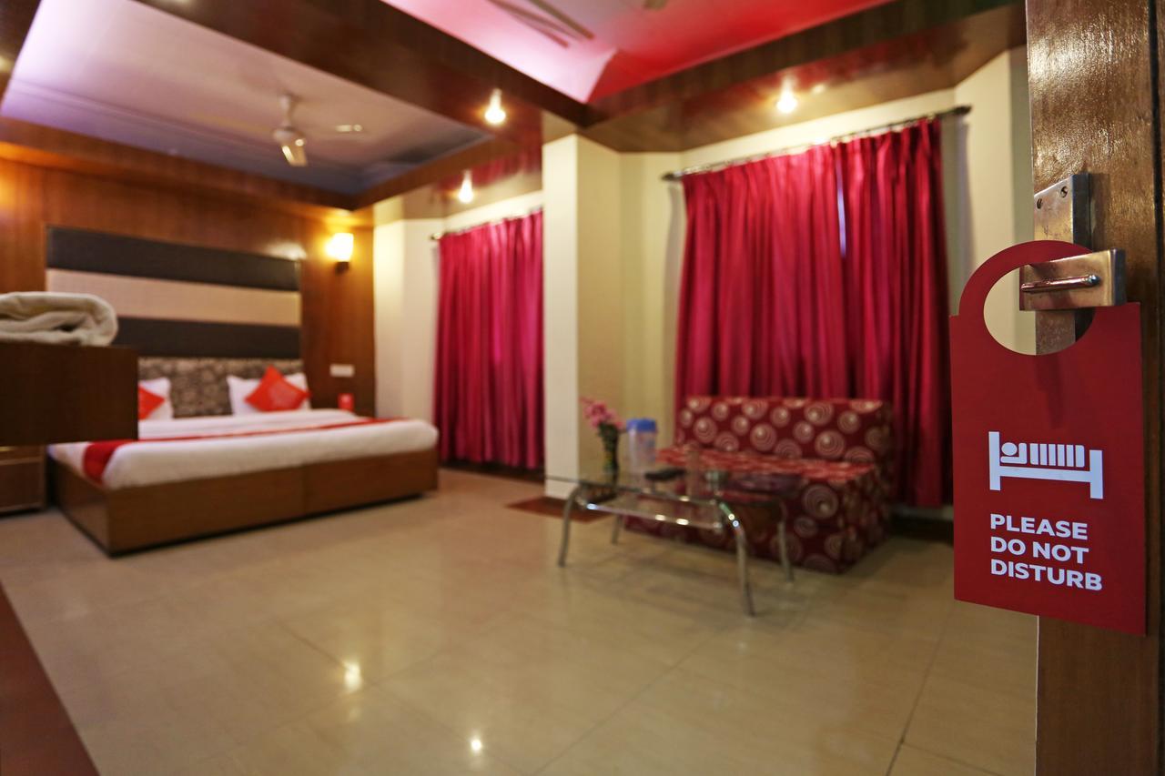 Oyo 8637 Shivam Hotel Mussoorie Exteriör bild